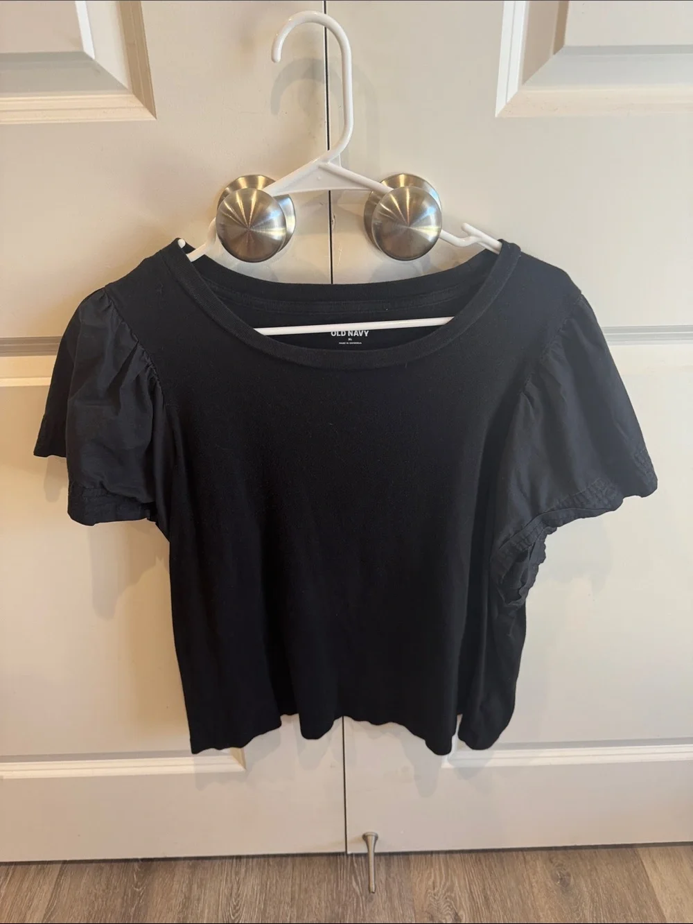 Old Navy Black Short Puff Sleeve Tee